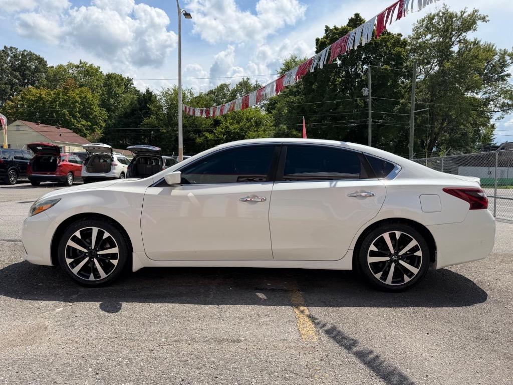2018 Nissan Altima - $10,995