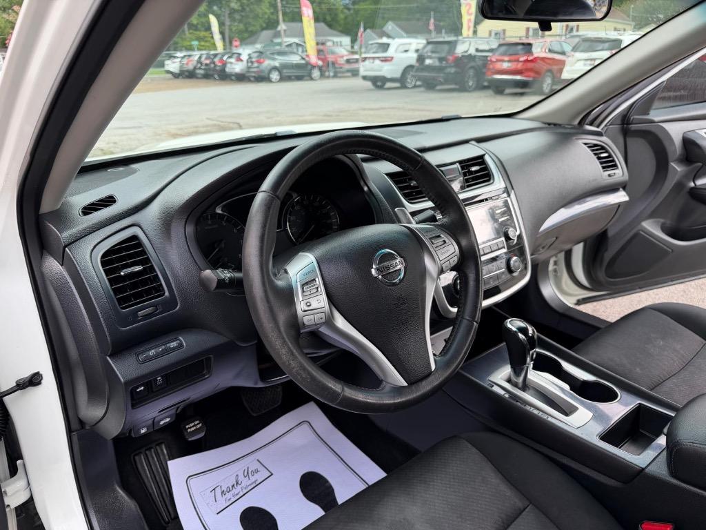 2018 Nissan Altima - $10,995