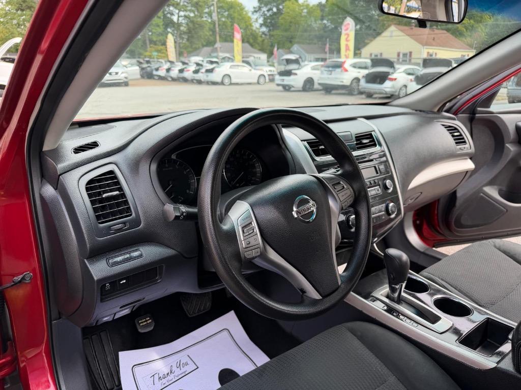 2015 Nissan Altima - $8,995
