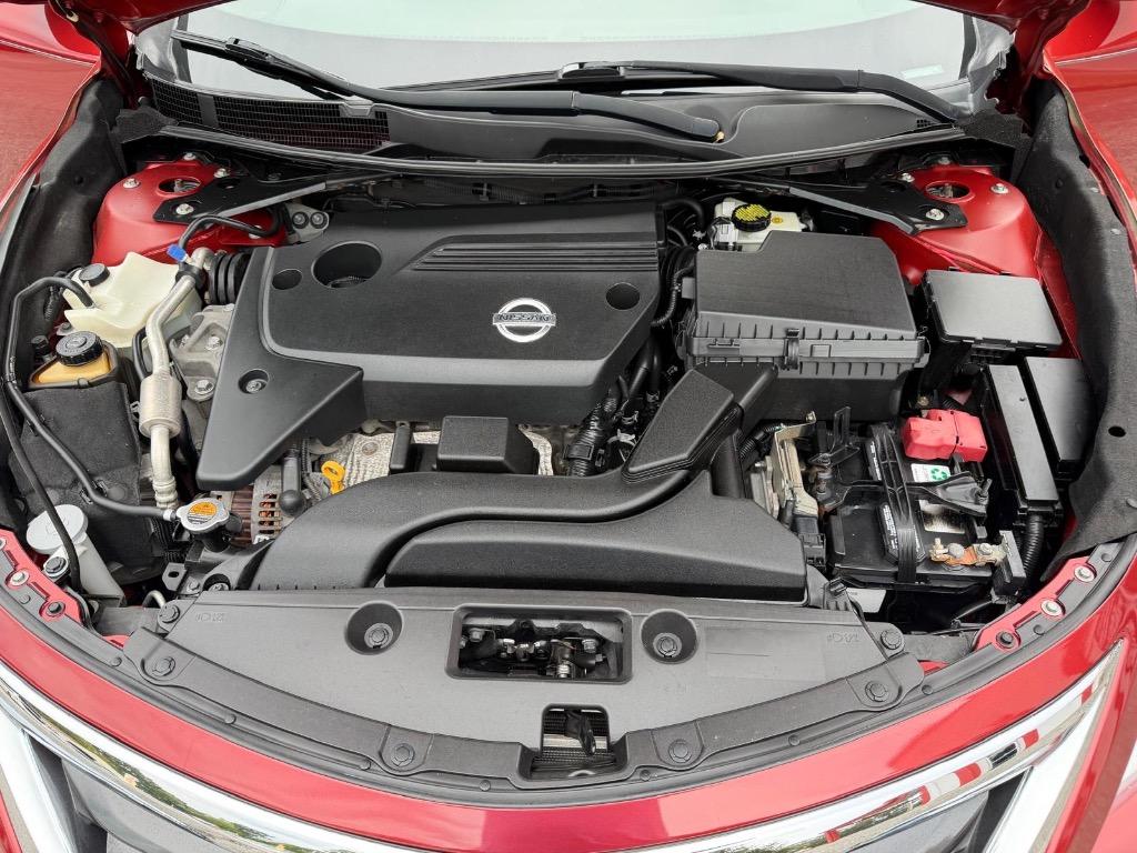 2015 Nissan Altima - $8,995