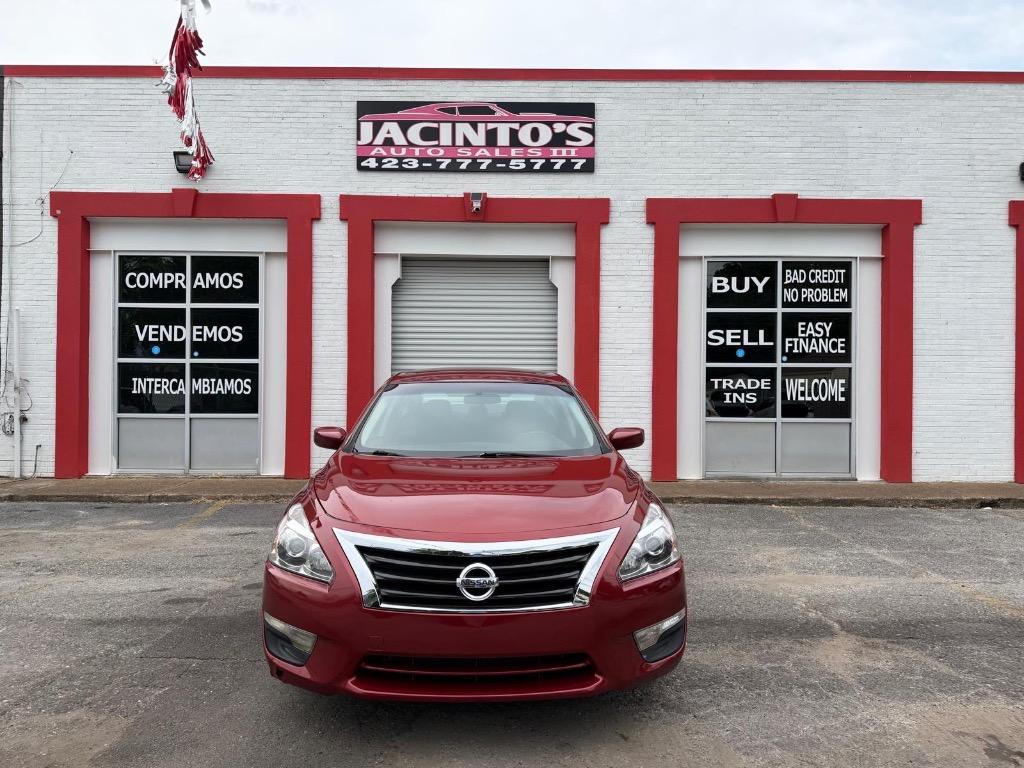 2015 Nissan Altima - $8,995