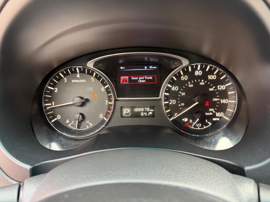 2015 Nissan Altima - $8,995