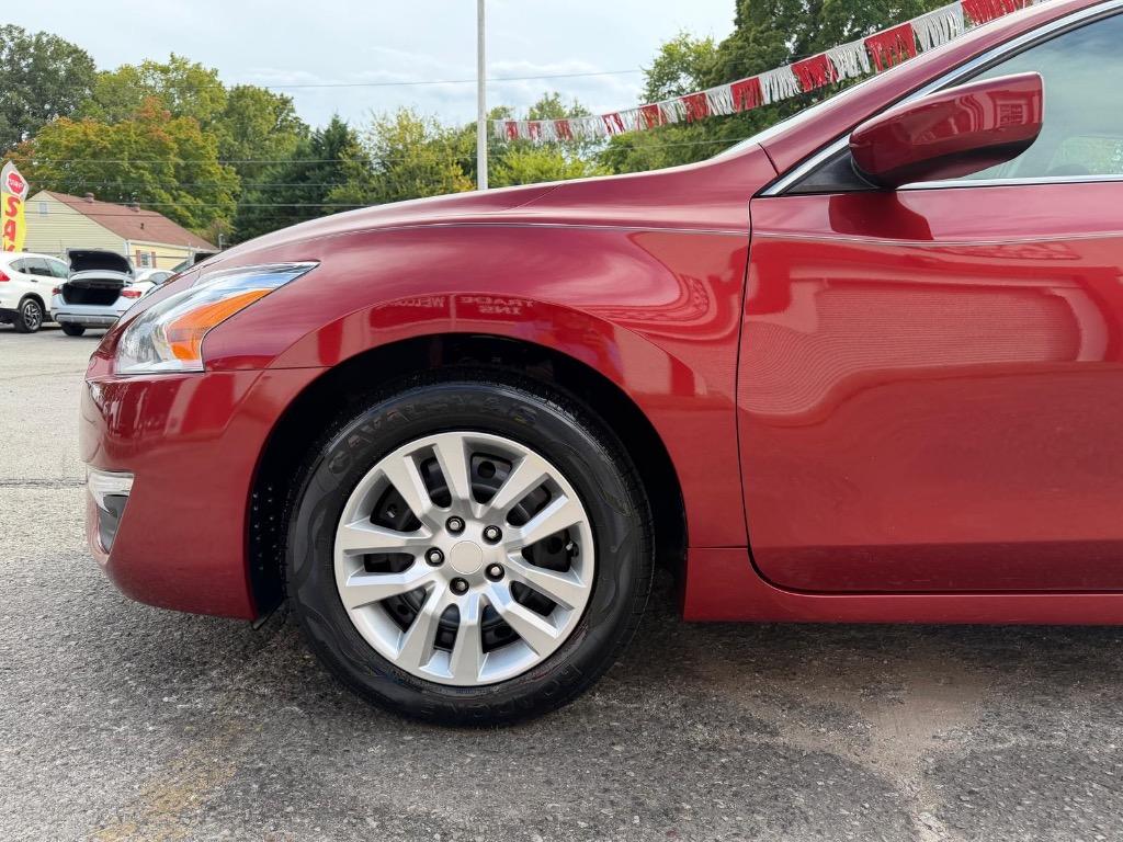 2015 Nissan Altima - $8,995