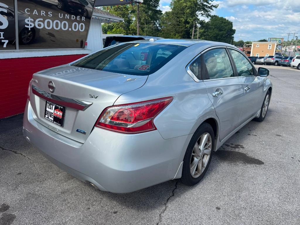 2013 Nissan Altima - $7,995