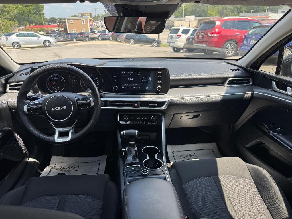2022 Kia K5 - $17,995