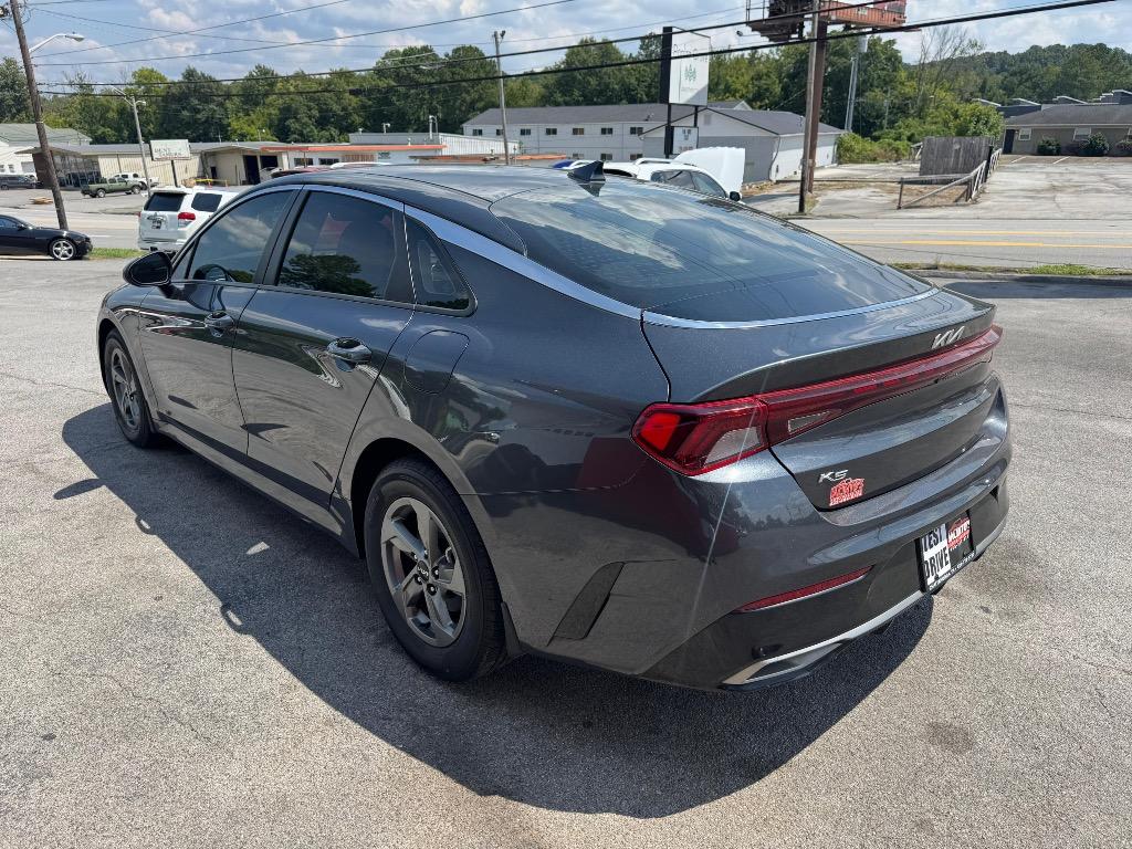 2022 Kia K5 - $17,995
