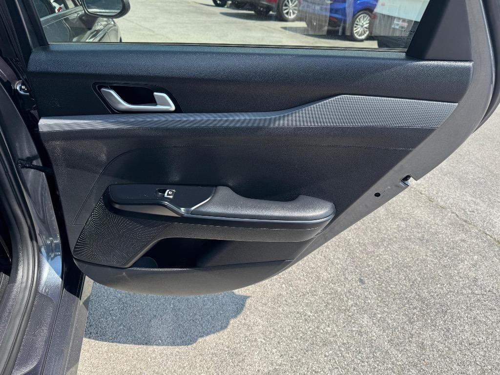 2022 Kia K5 - $17,995