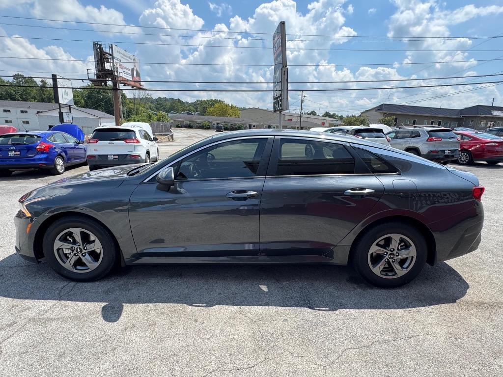2022 Kia K5 - $17,995