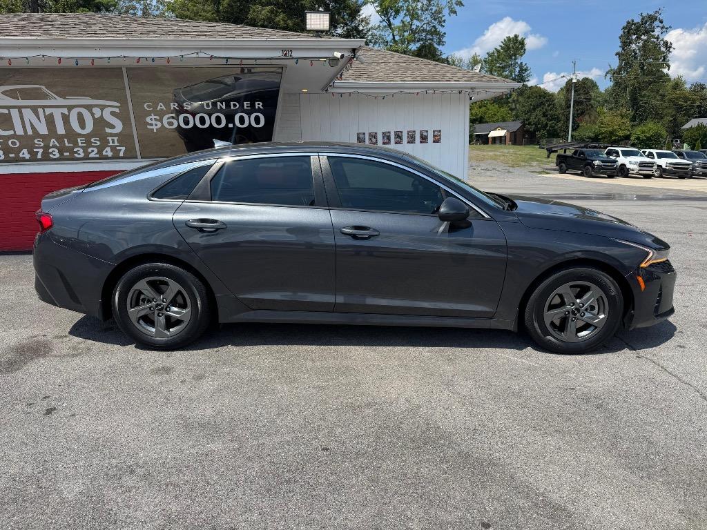 2022 Kia K5 - $17,995