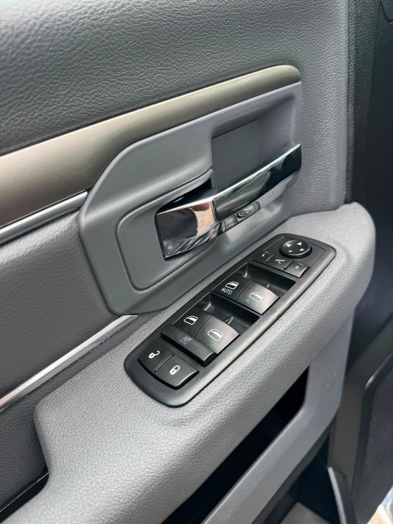 2017 Ram 1500 - $15,995