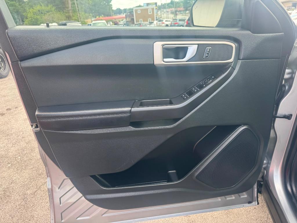 2023 Ford Explorer - $18,995