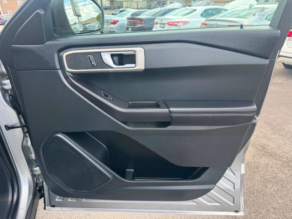 2023 Ford Explorer - $18,995