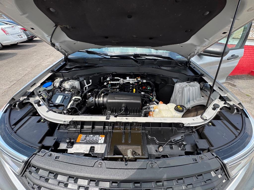 2023 Ford Explorer - $18,995