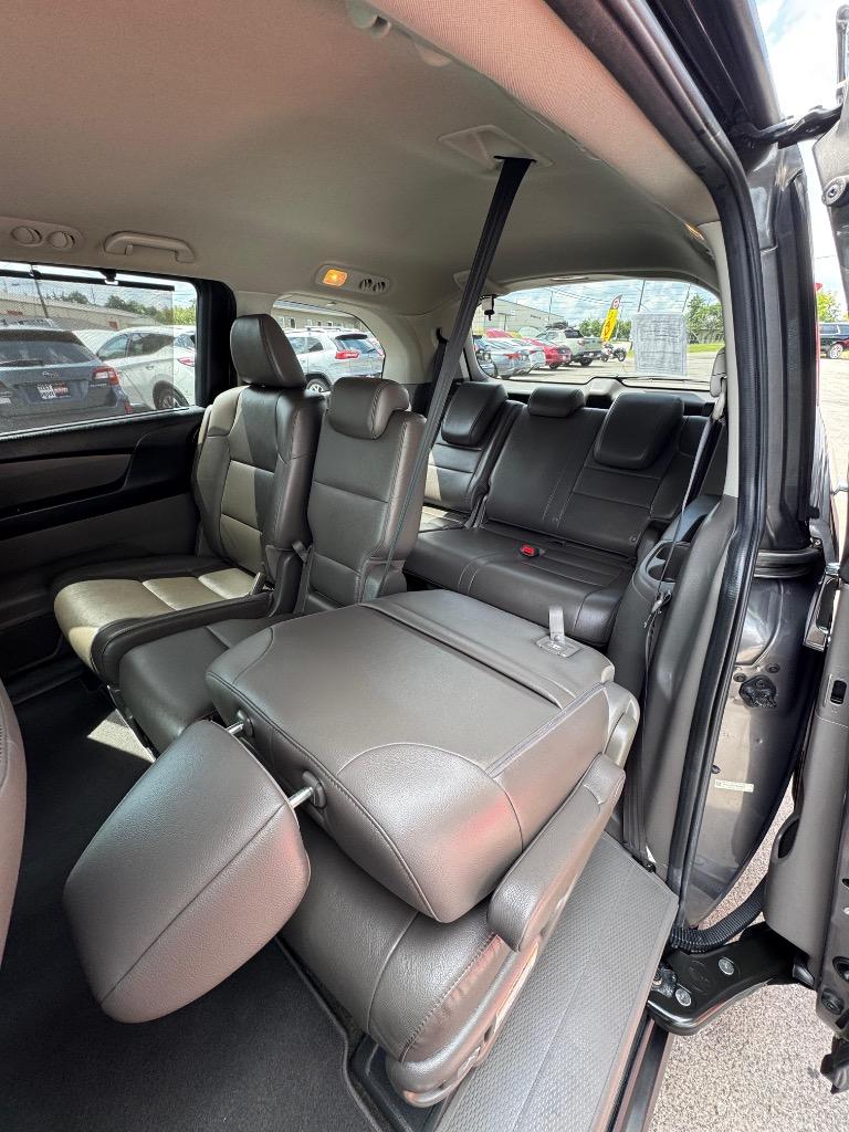 2015 Honda Odyssey - $11,995