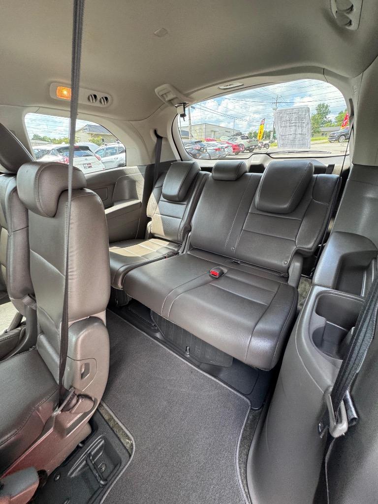 2015 Honda Odyssey - $11,995