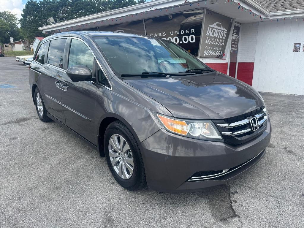 2015 Honda Odyssey - $11,995