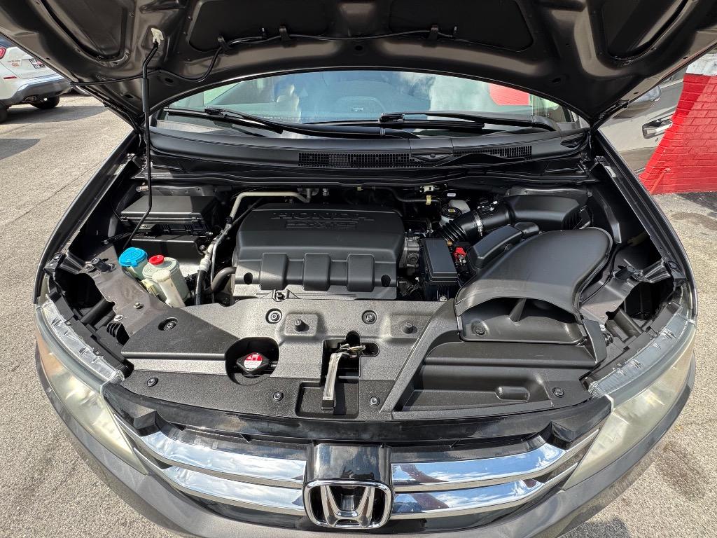 2015 Honda Odyssey - $11,995