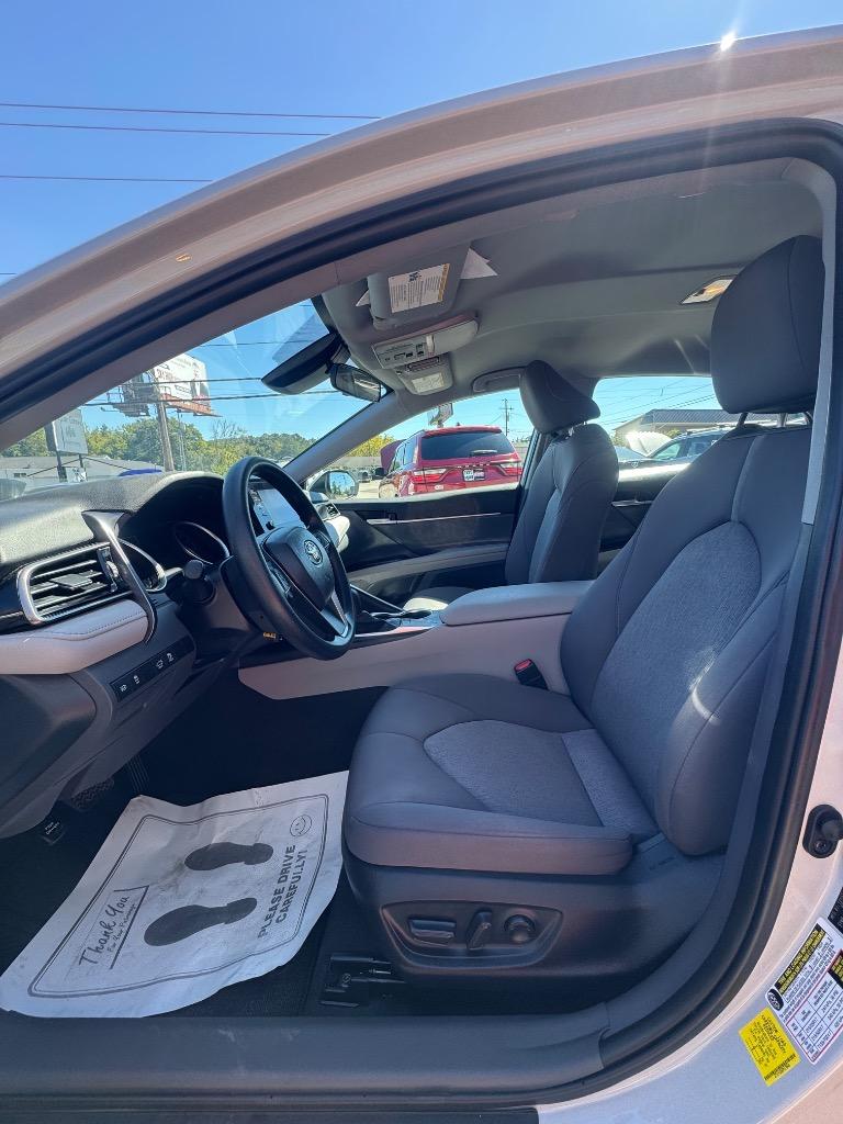 2023 Toyota Camry - $25,995