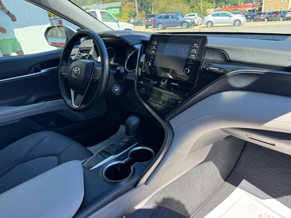 2023 Toyota Camry - $25,995