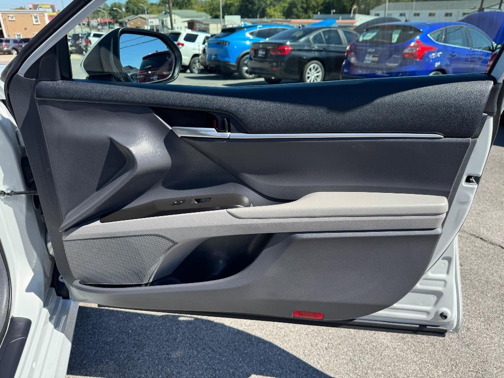 2023 Toyota Camry - $25,995