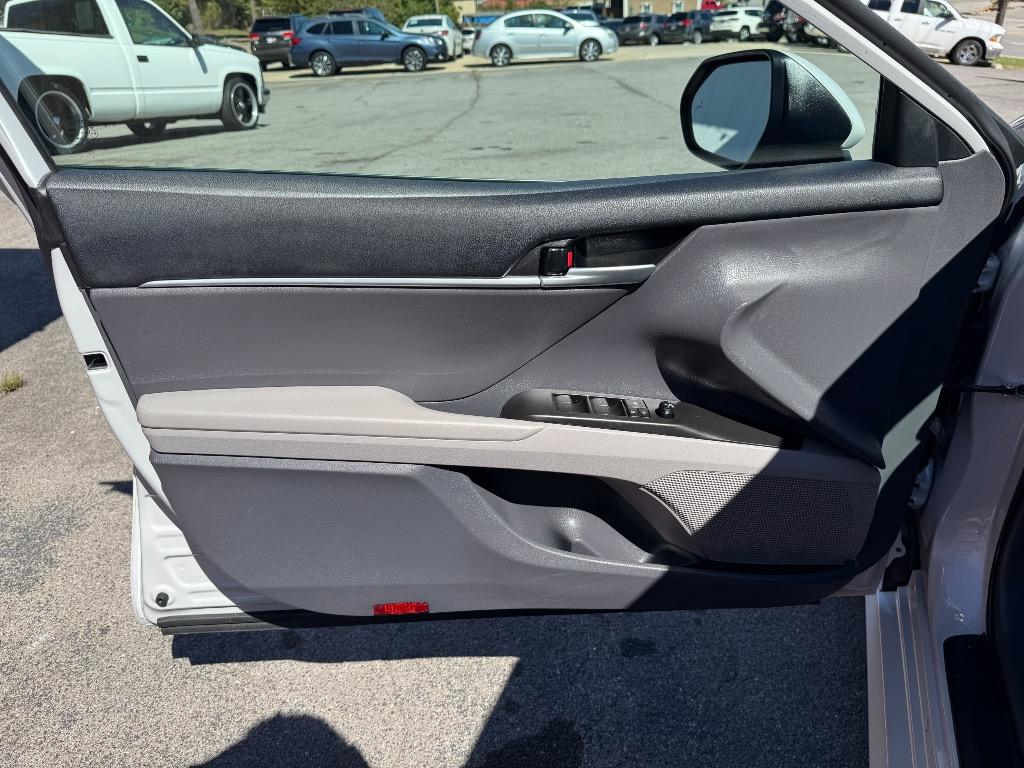 2023 Toyota Camry - $25,995