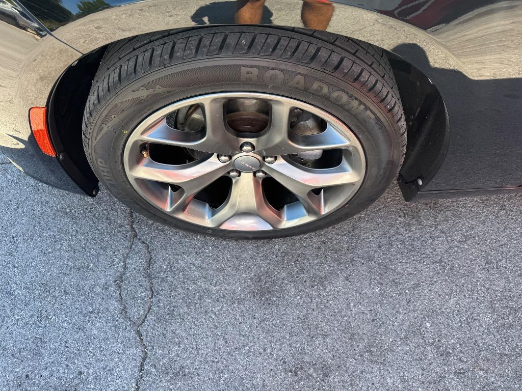 2015 Dodge Charger - $12,995