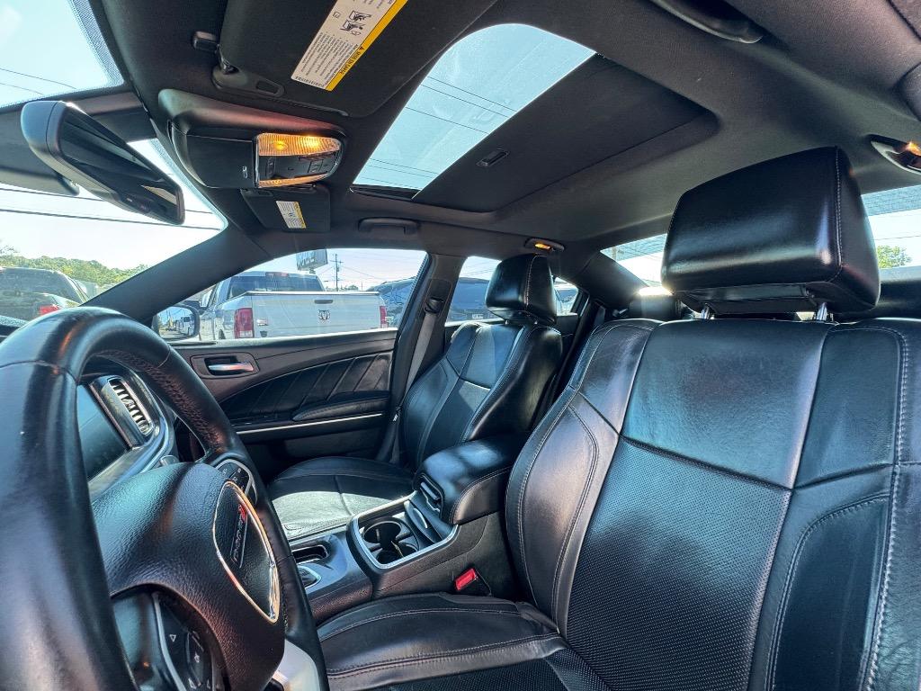 2015 Dodge Charger - $12,995
