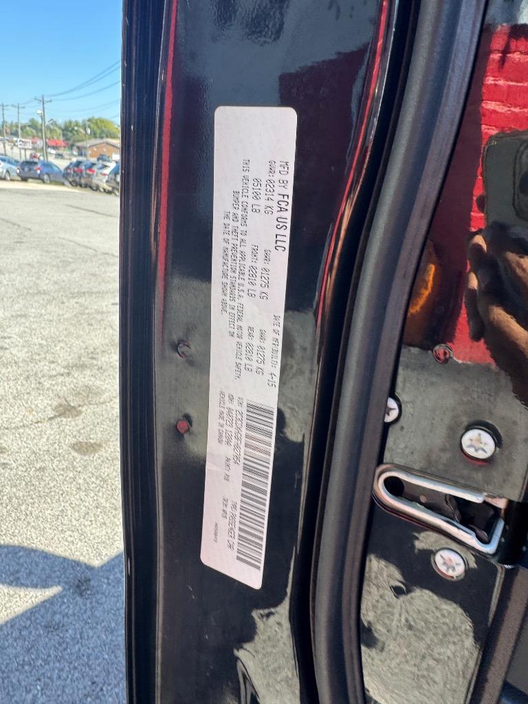 2015 Dodge Charger - $12,995