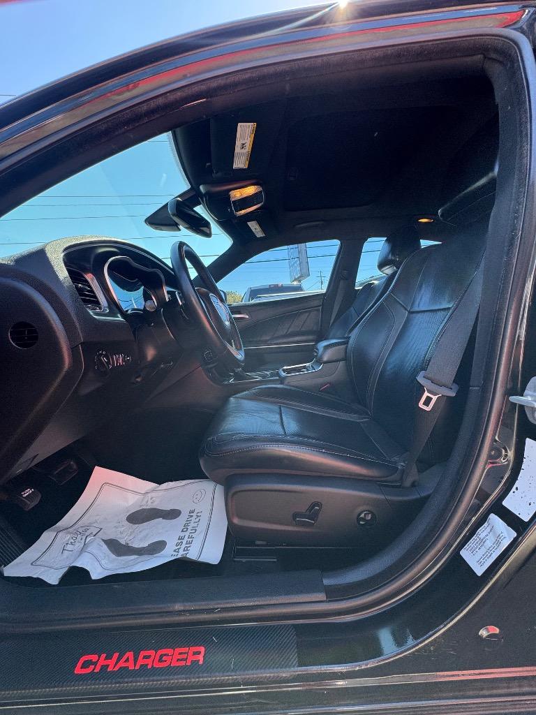 2015 Dodge Charger - $12,995