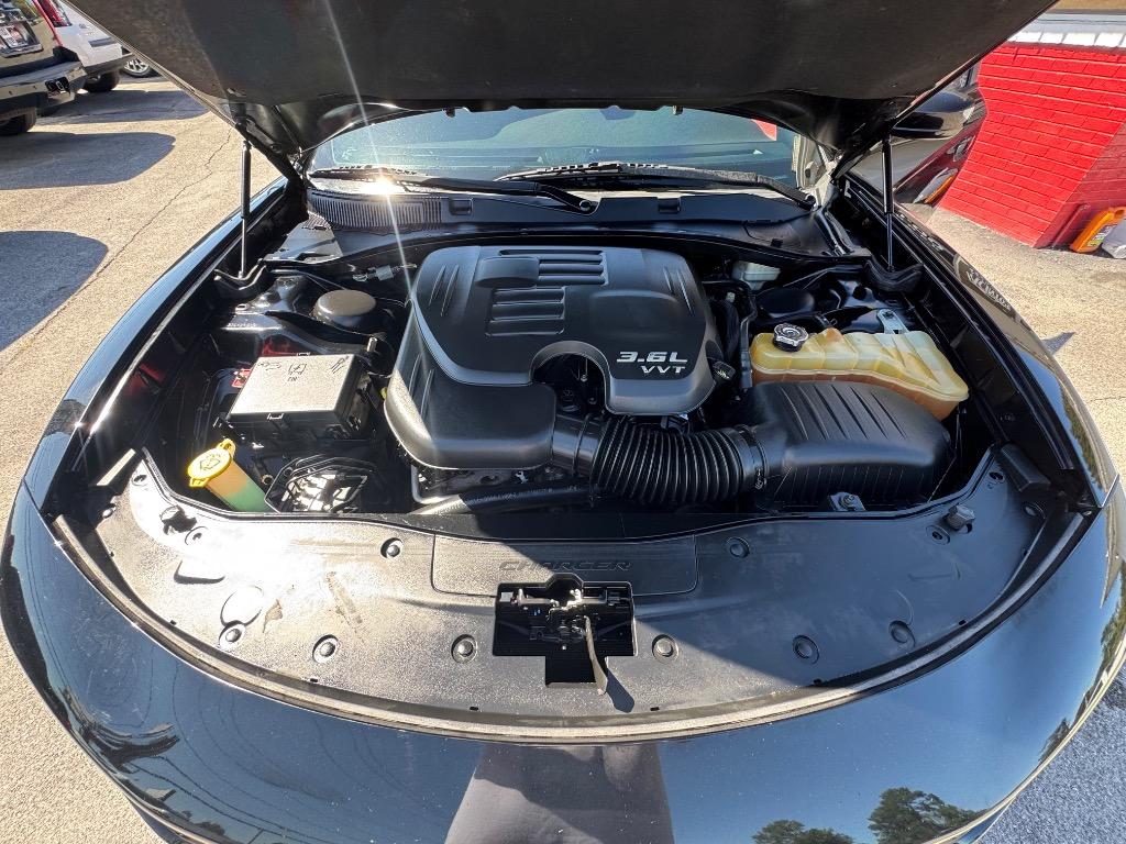 2015 Dodge Charger - $12,995
