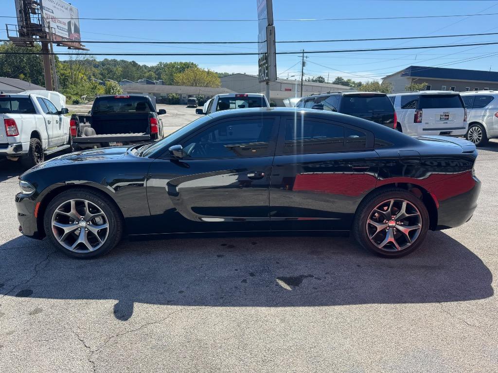 2015 Dodge Charger - $12,995