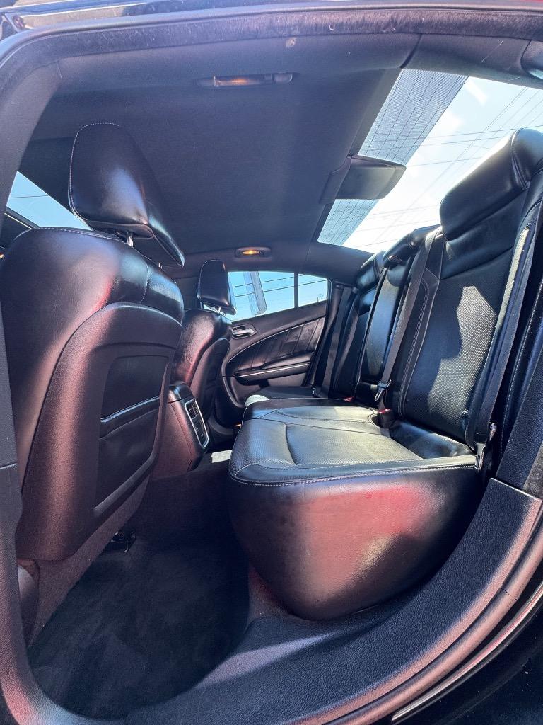 2015 Dodge Charger - $12,995