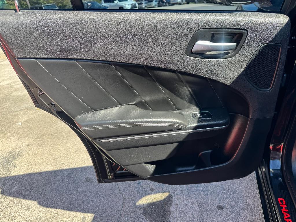 2015 Dodge Charger - $12,995