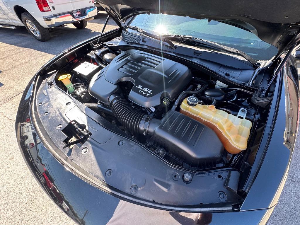 2015 Dodge Charger - $12,995