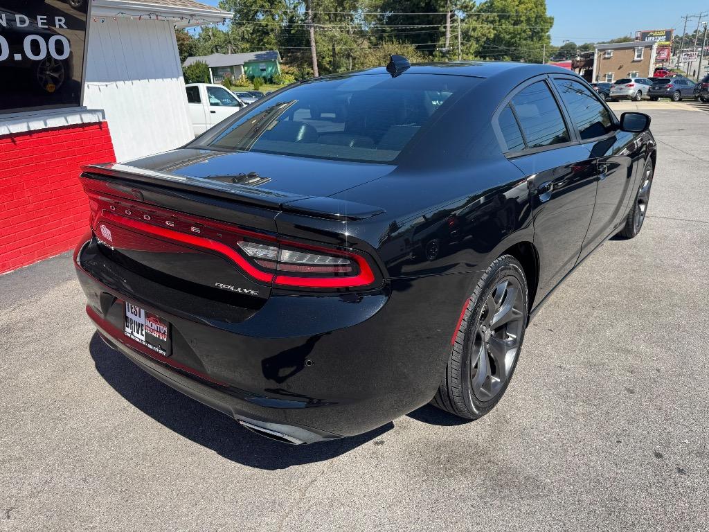 2015 Dodge Charger - $12,995