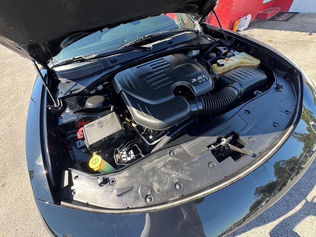 2015 Dodge Charger - $12,995