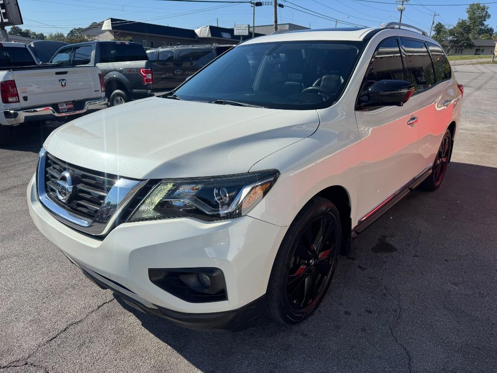 2017 Nissan Pathfinder - $12,995