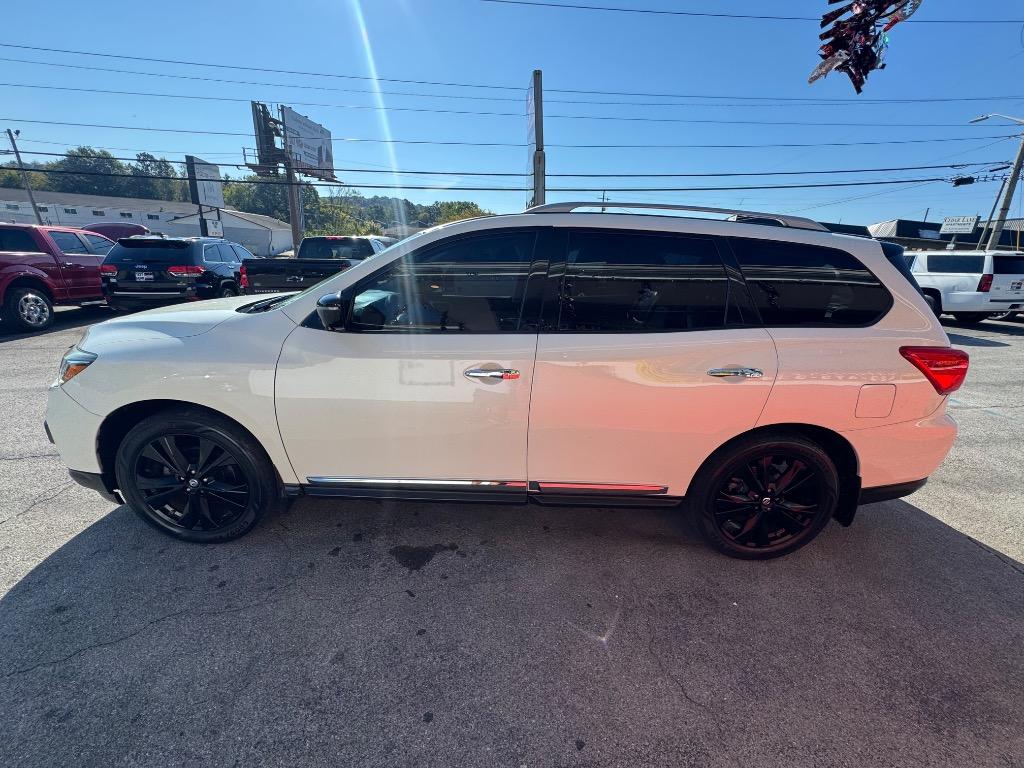 2017 Nissan Pathfinder - $12,995