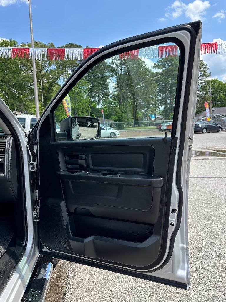 2015 RAM 1500 Tradesman photo