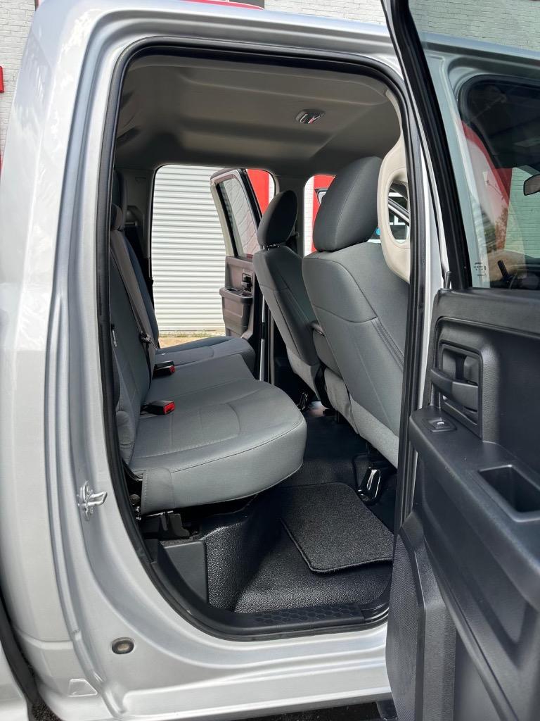 2015 RAM 1500 Tradesman photo