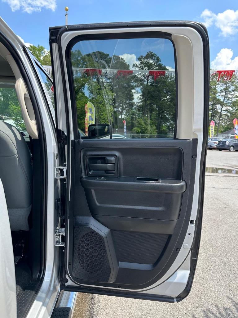 2015 RAM 1500 Tradesman photo