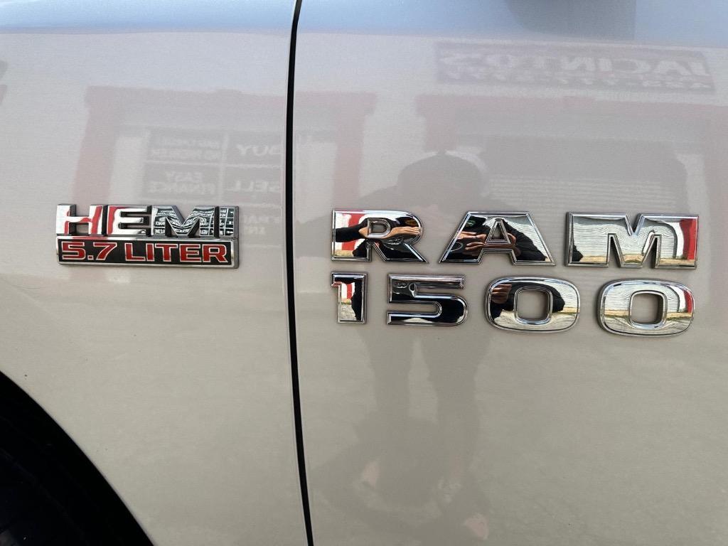 2015 RAM 1500 Tradesman photo