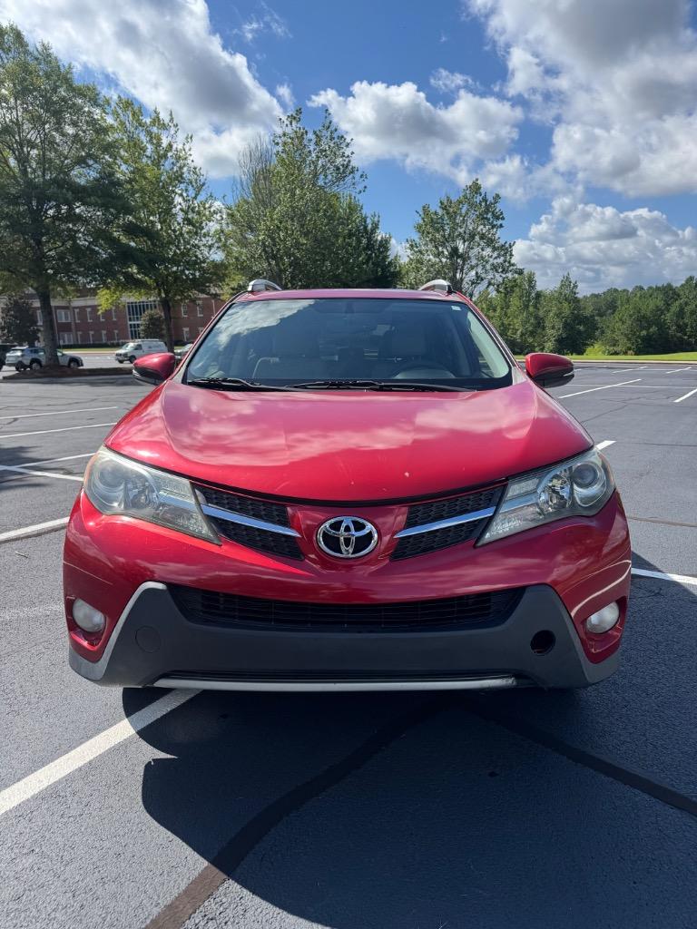 2013 Toyota RAV4 - $11,000