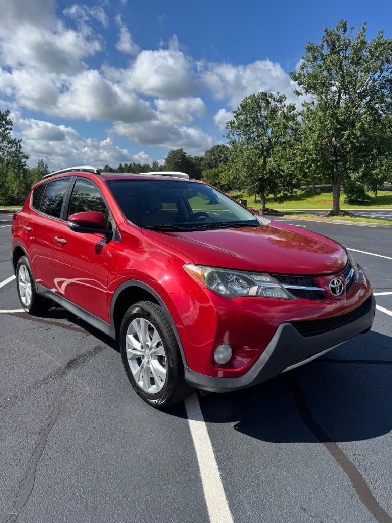 2013 Toyota RAV4 - $11,000