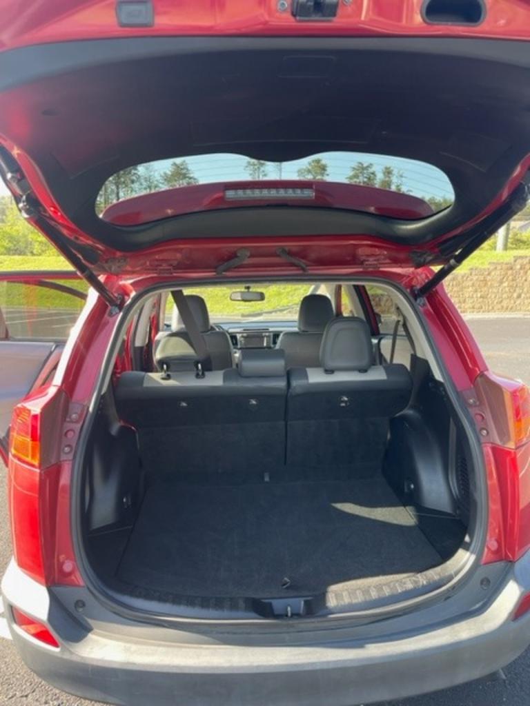 2013 Toyota RAV4 - $11,000