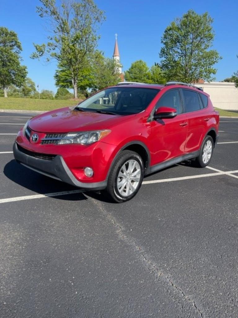2013 Toyota RAV4 - $11,000