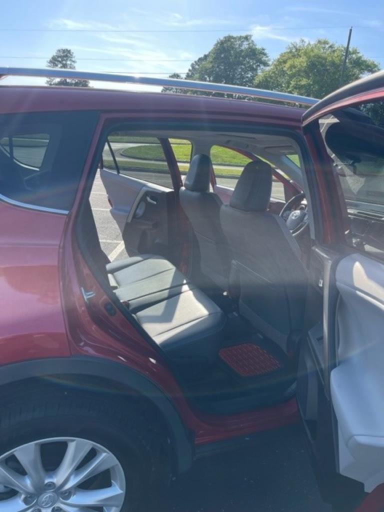 2013 Toyota RAV4 - $11,000