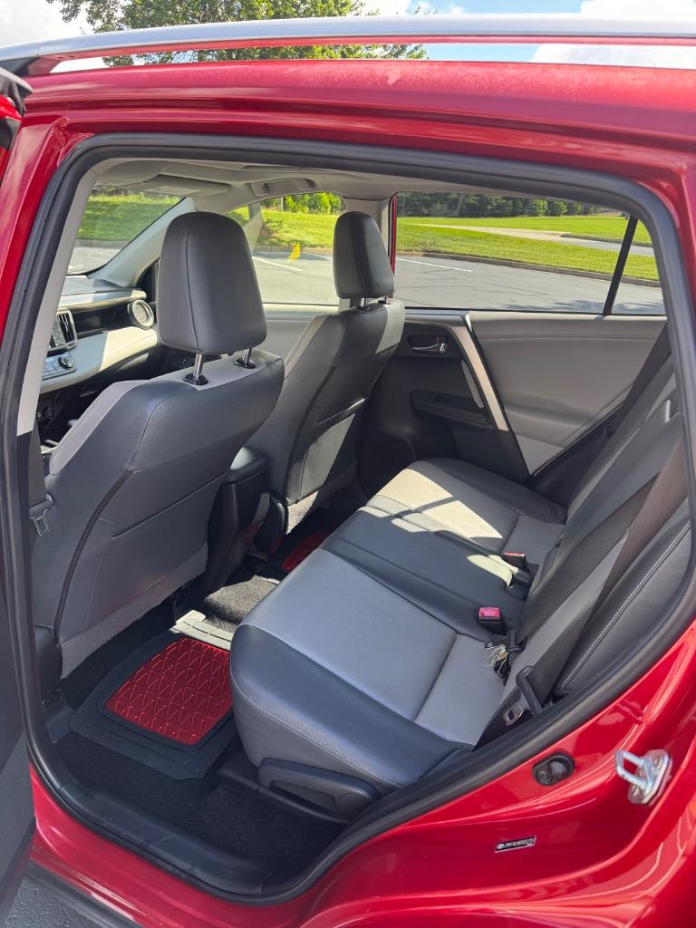 2013 Toyota RAV4 - $11,000