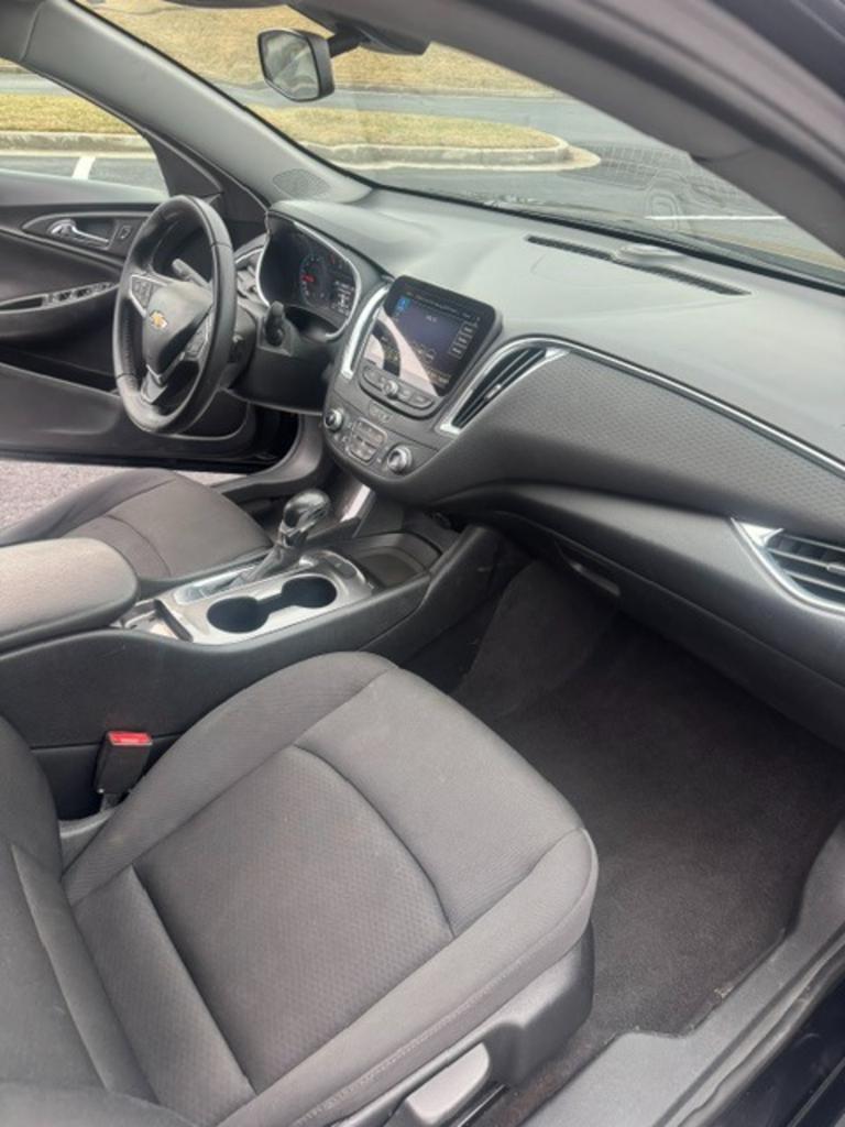 2021 Chevrolet Malibu - $13,000