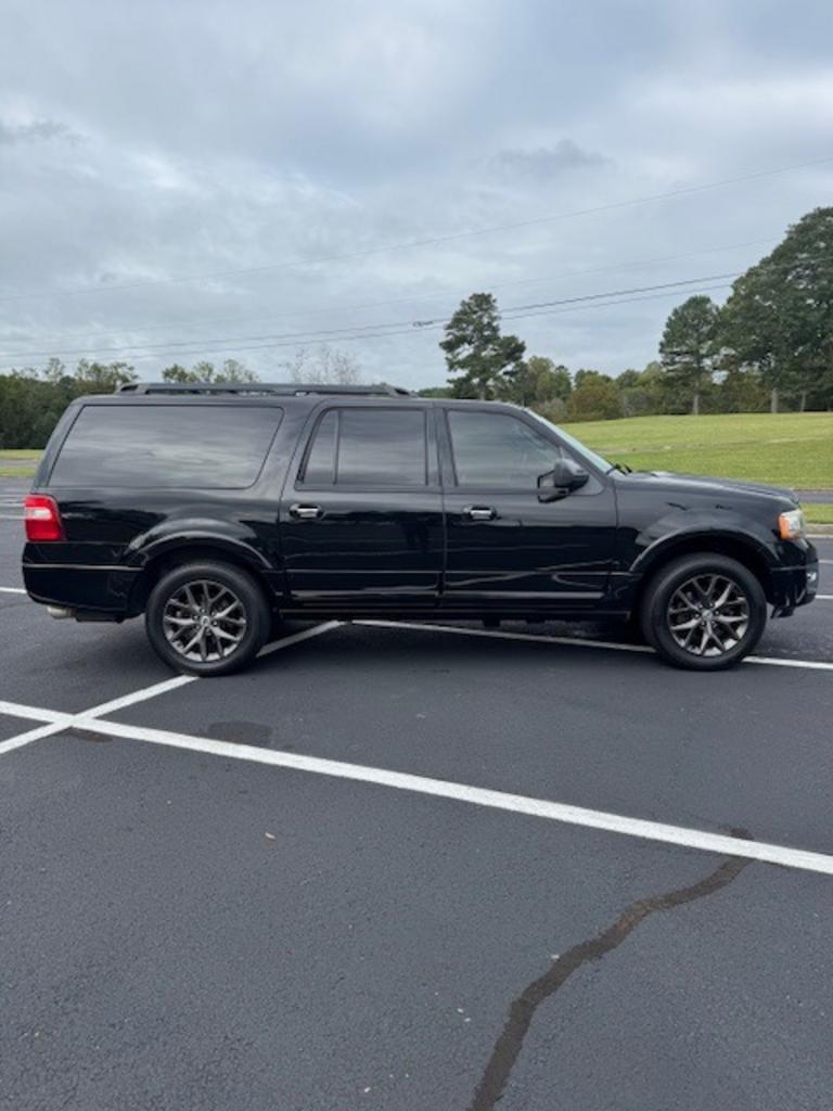 2017 Ford Expedition - $12,850